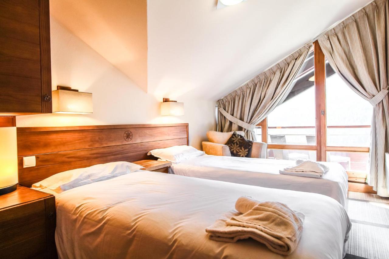 Exceptional 3 Bed Penthouse With Fireplace And Stunning Views Flaine Luaran gambar
