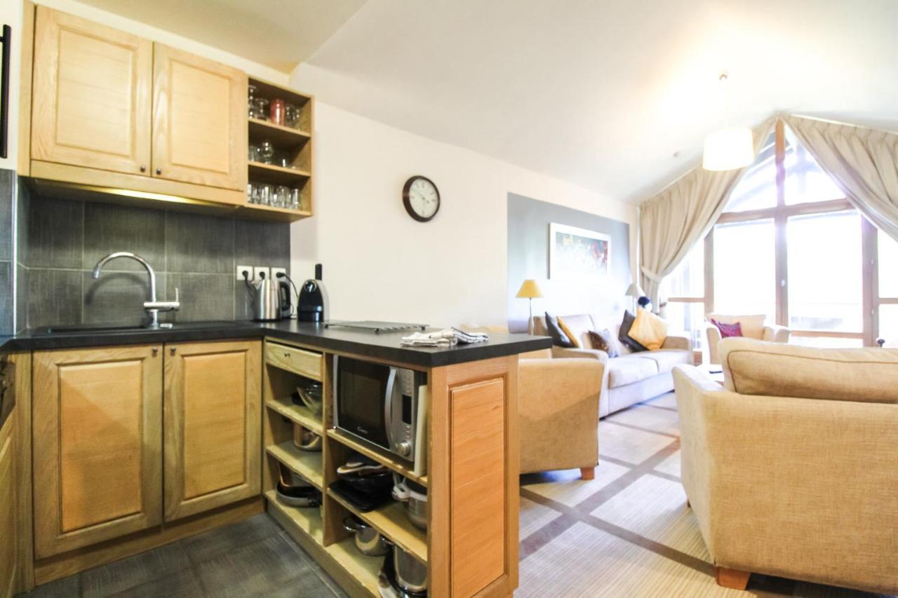Exceptional 3 Bed Penthouse With Fireplace And Stunning Views Flaine Luaran gambar