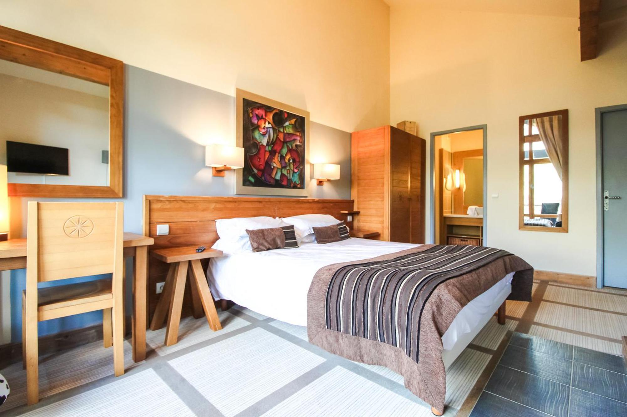 Exceptional 3 Bed Penthouse With Fireplace And Stunning Views Flaine Luaran gambar