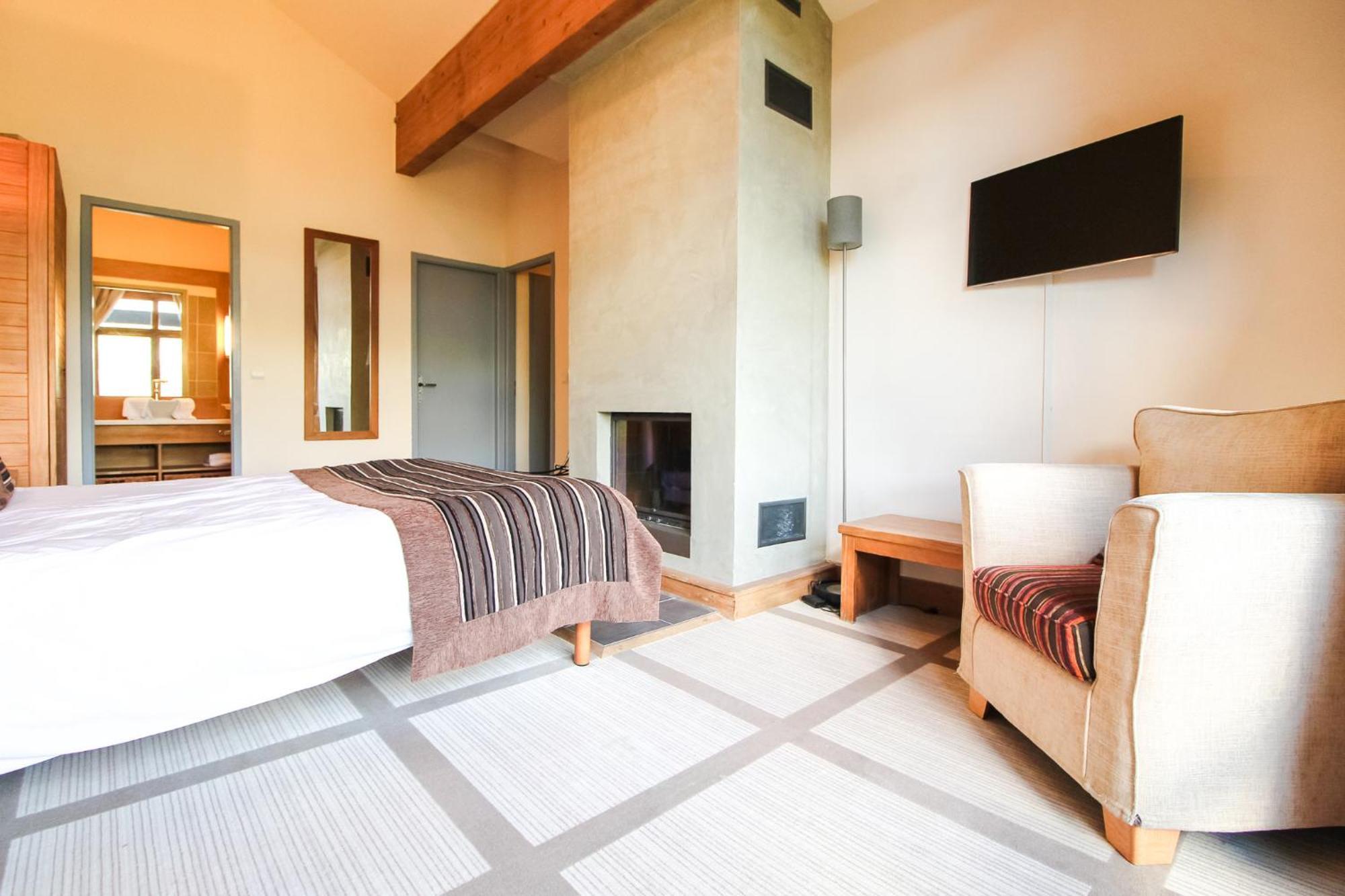 Exceptional 3 Bed Penthouse With Fireplace And Stunning Views Flaine Luaran gambar