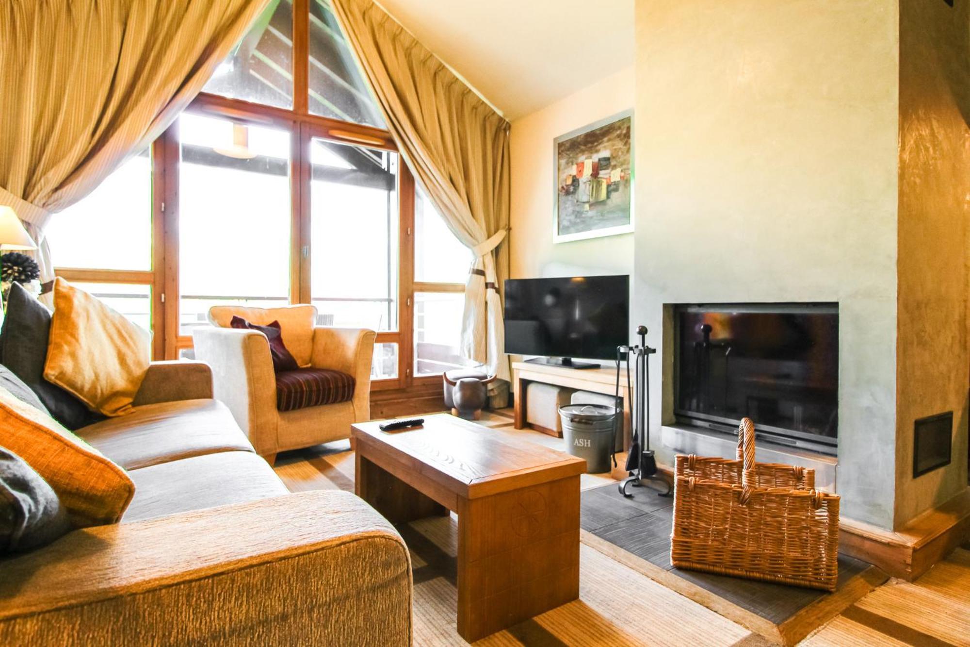 Exceptional 3 Bed Penthouse With Fireplace And Stunning Views Flaine Luaran gambar